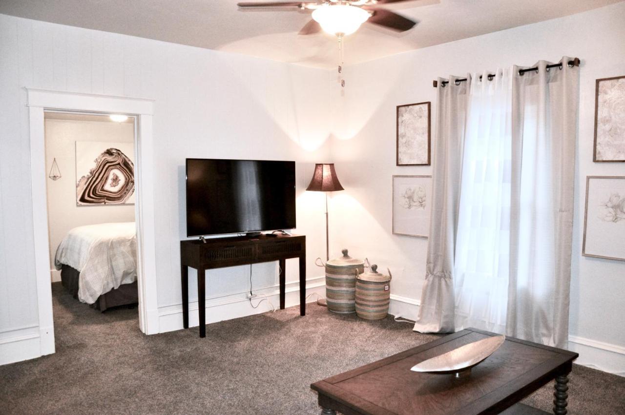 רפיד סיטי Downtown 1 Bedroom Charmer - Walk, Bike, Enjoy!! מראה חיצוני תמונה